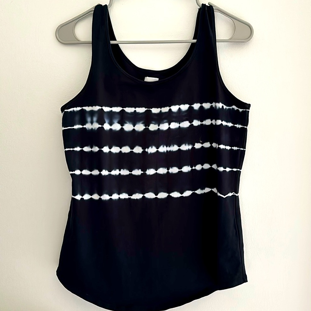 Nic + Zoe M tank